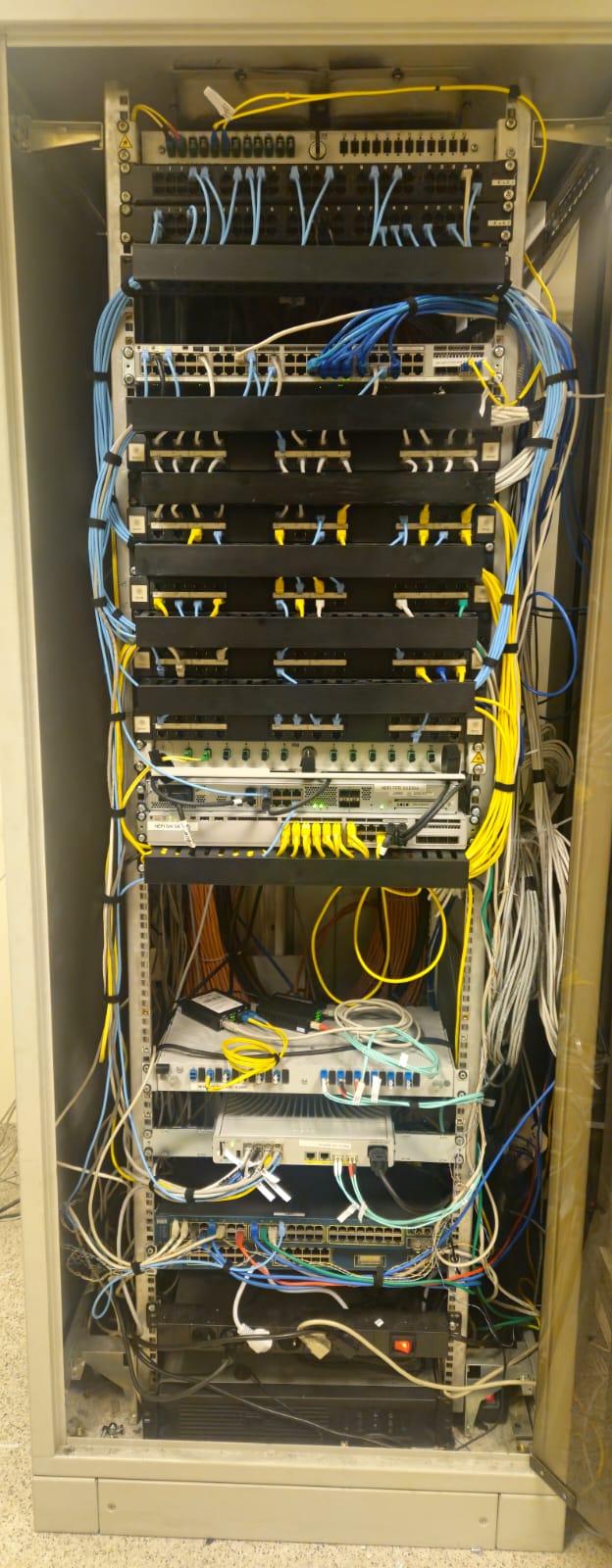Data Center & Structured Cabling — installation photo 4