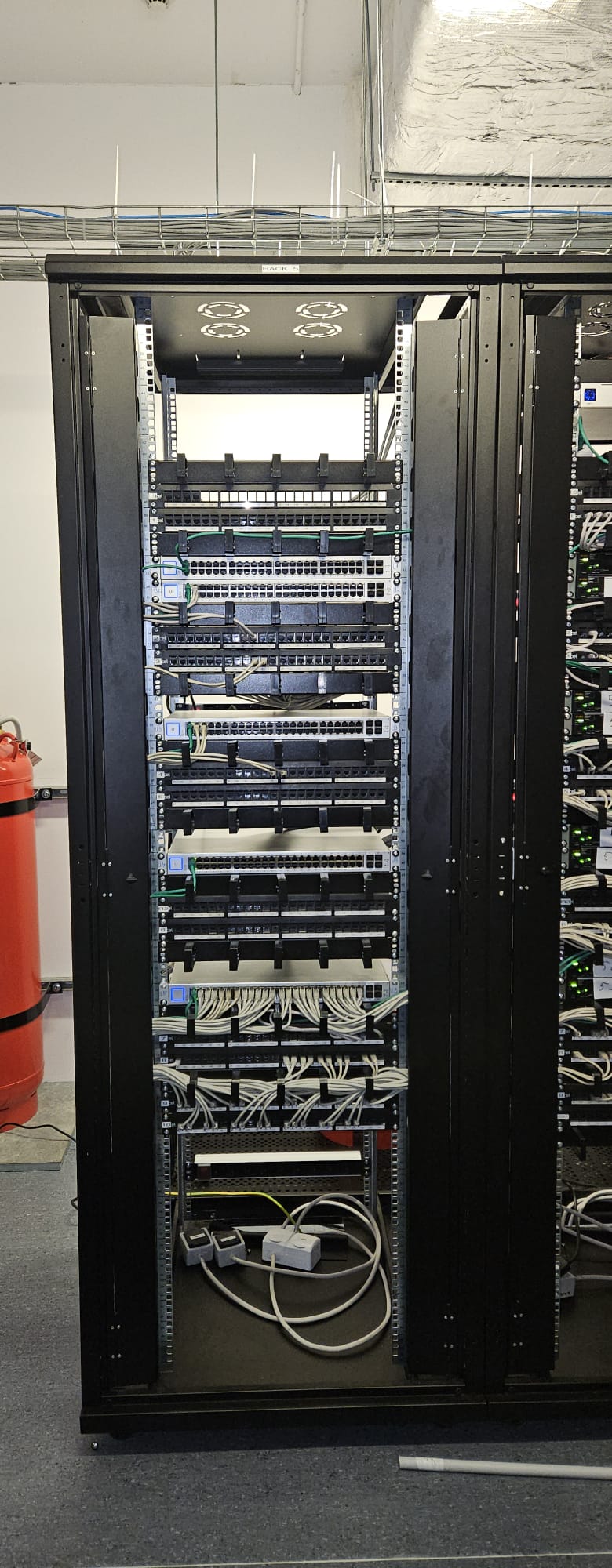 Data Center & Structured Cabling — installation photo 16